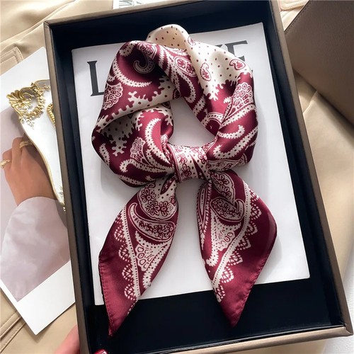 100 mulberry silk - 100%,