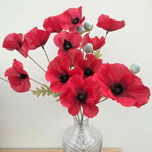 Bunch red artificial field - of,