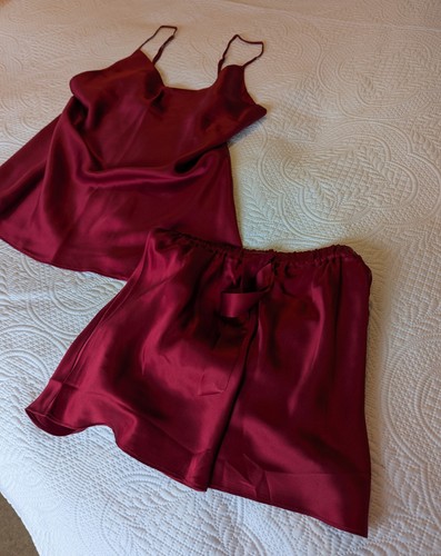 Beautiful silk silky red - silky, pure
