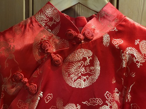 Used silk chinese - chinese, gold